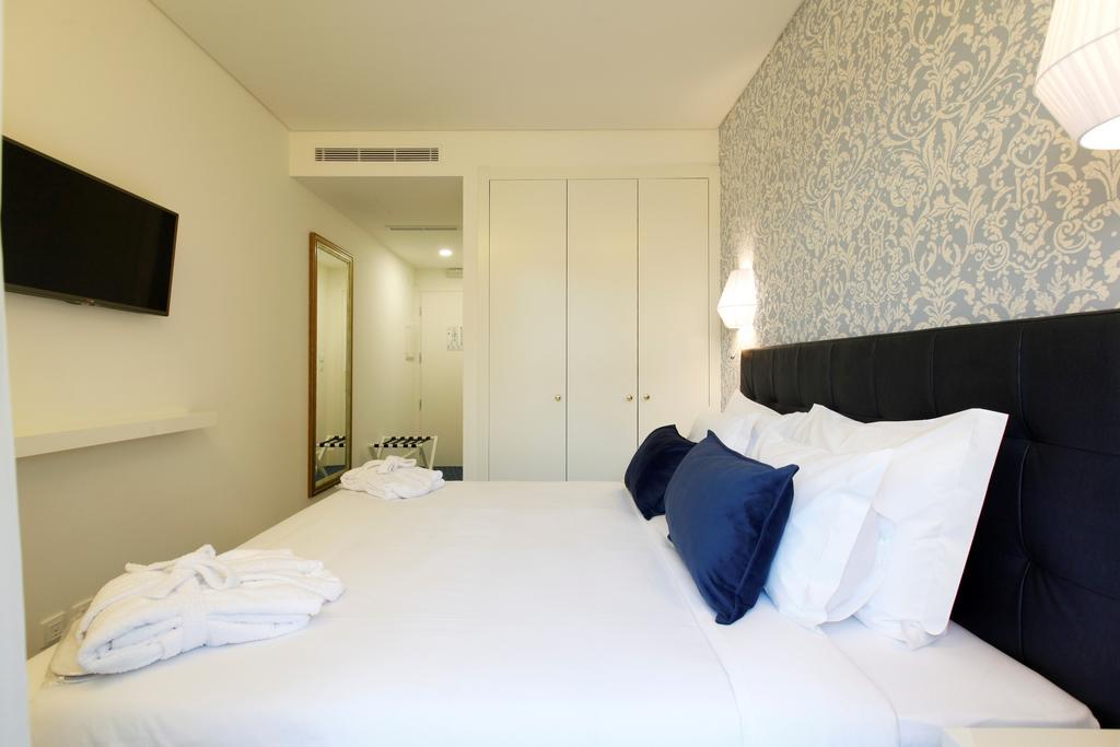 Hotel Lis Baixa Lisbon Bagian luar foto