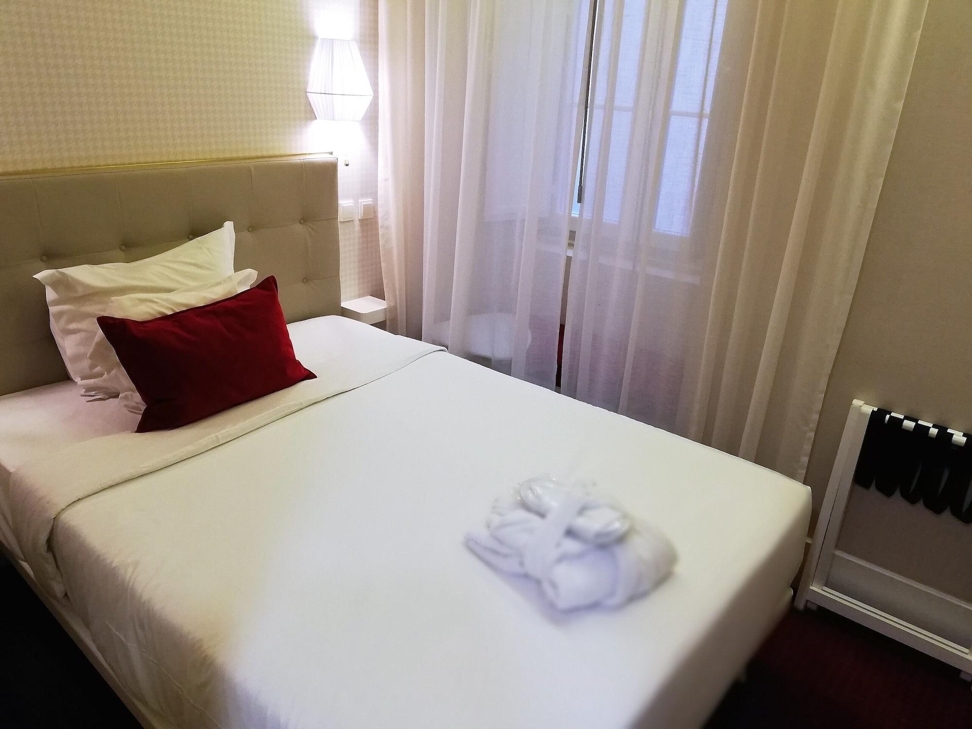Hotel Lis Baixa Lisbon Bagian luar foto