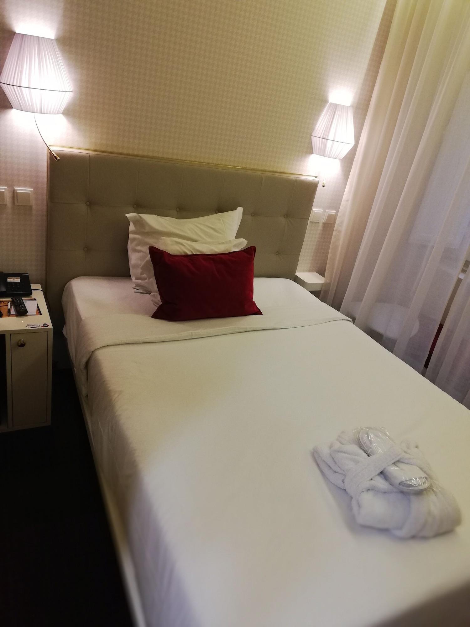 Hotel Lis Baixa Lisbon Bagian luar foto