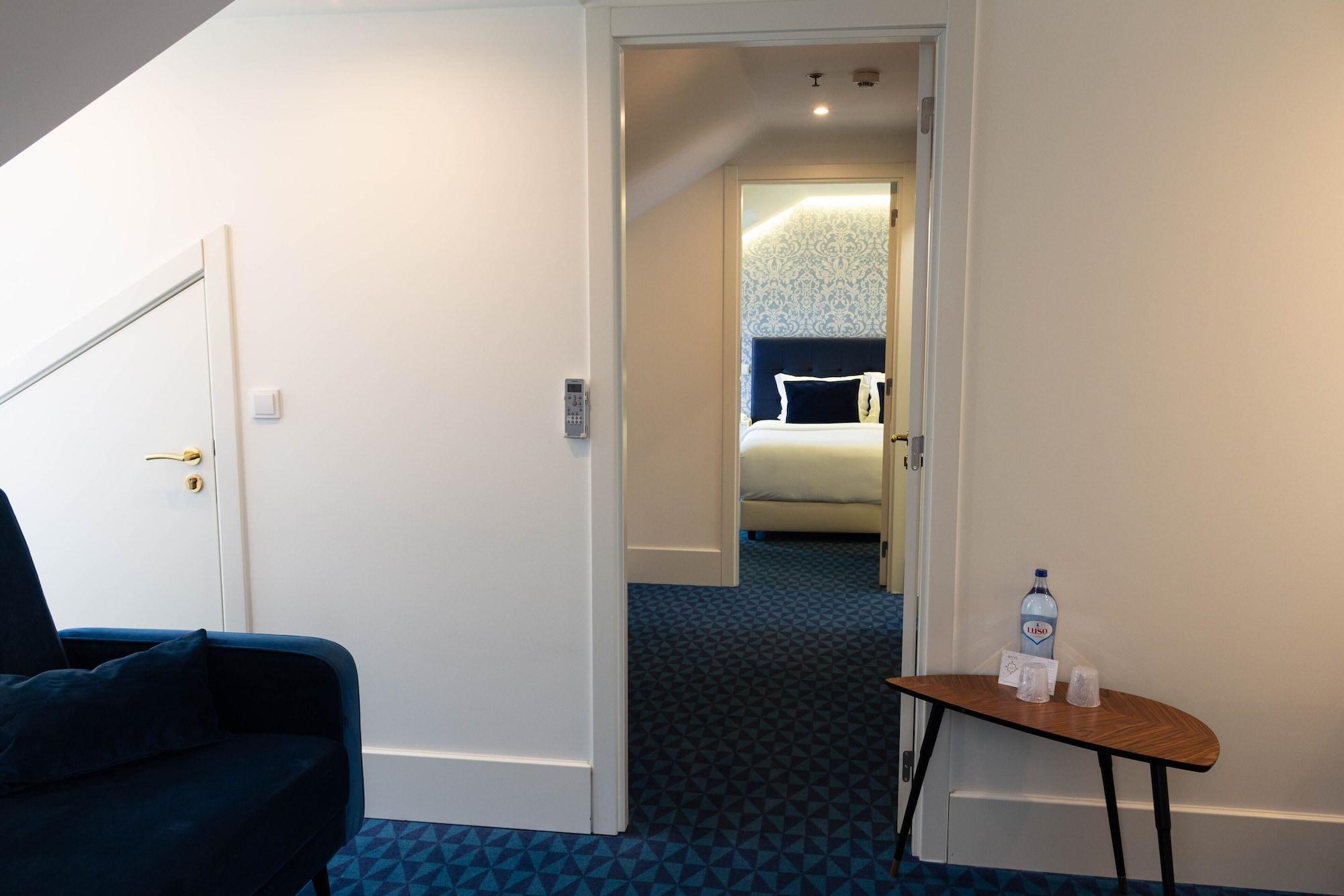Hotel Lis Baixa Lisbon Bagian luar foto