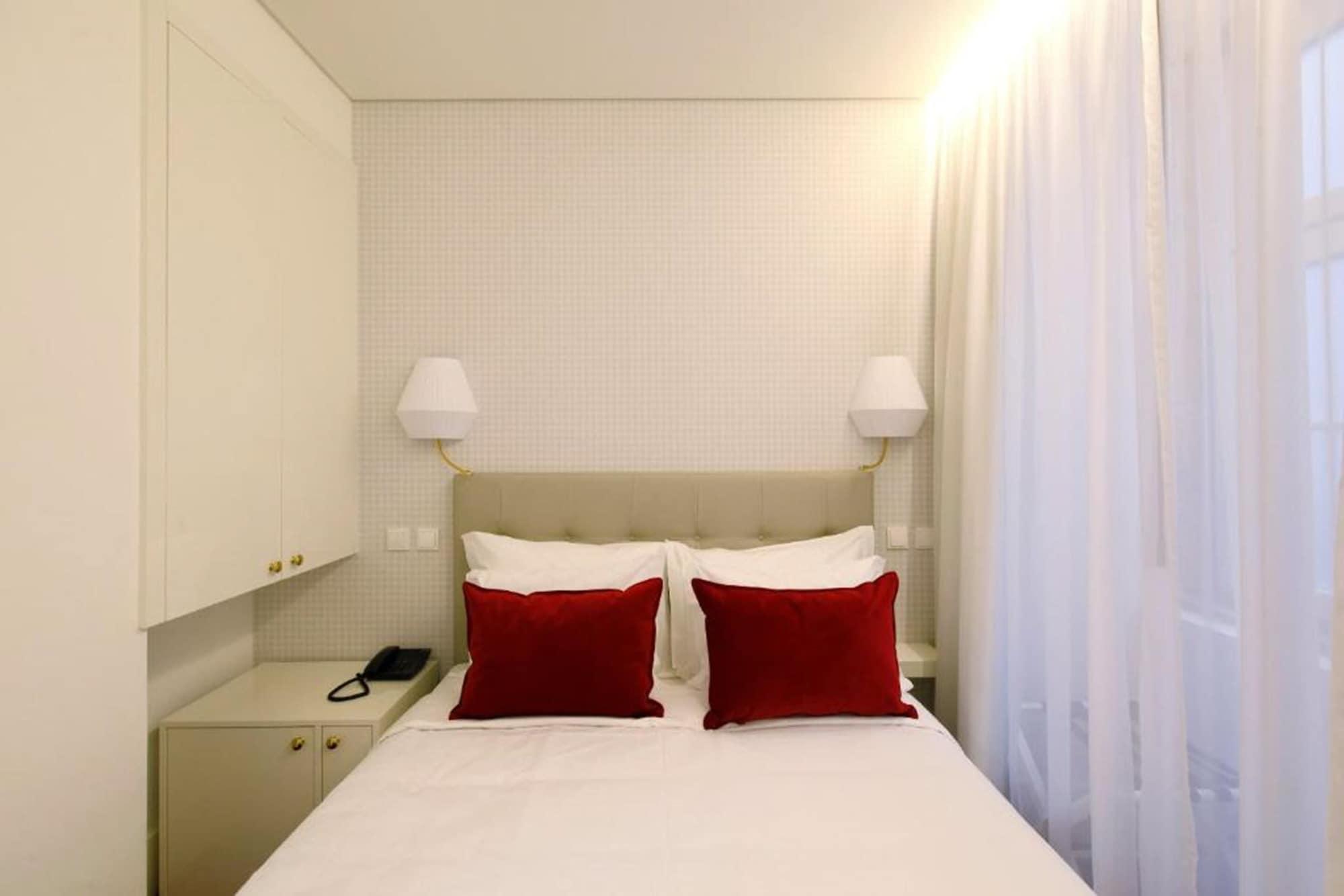 Hotel Lis Baixa Lisbon Bagian luar foto