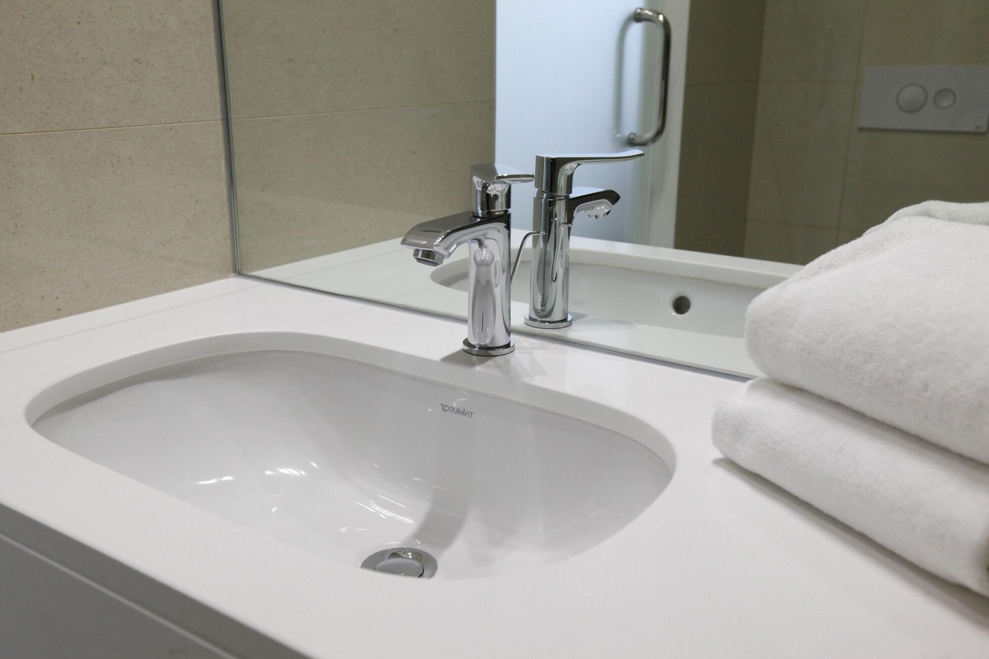 Hotel Lis Baixa Lisbon Bagian luar foto